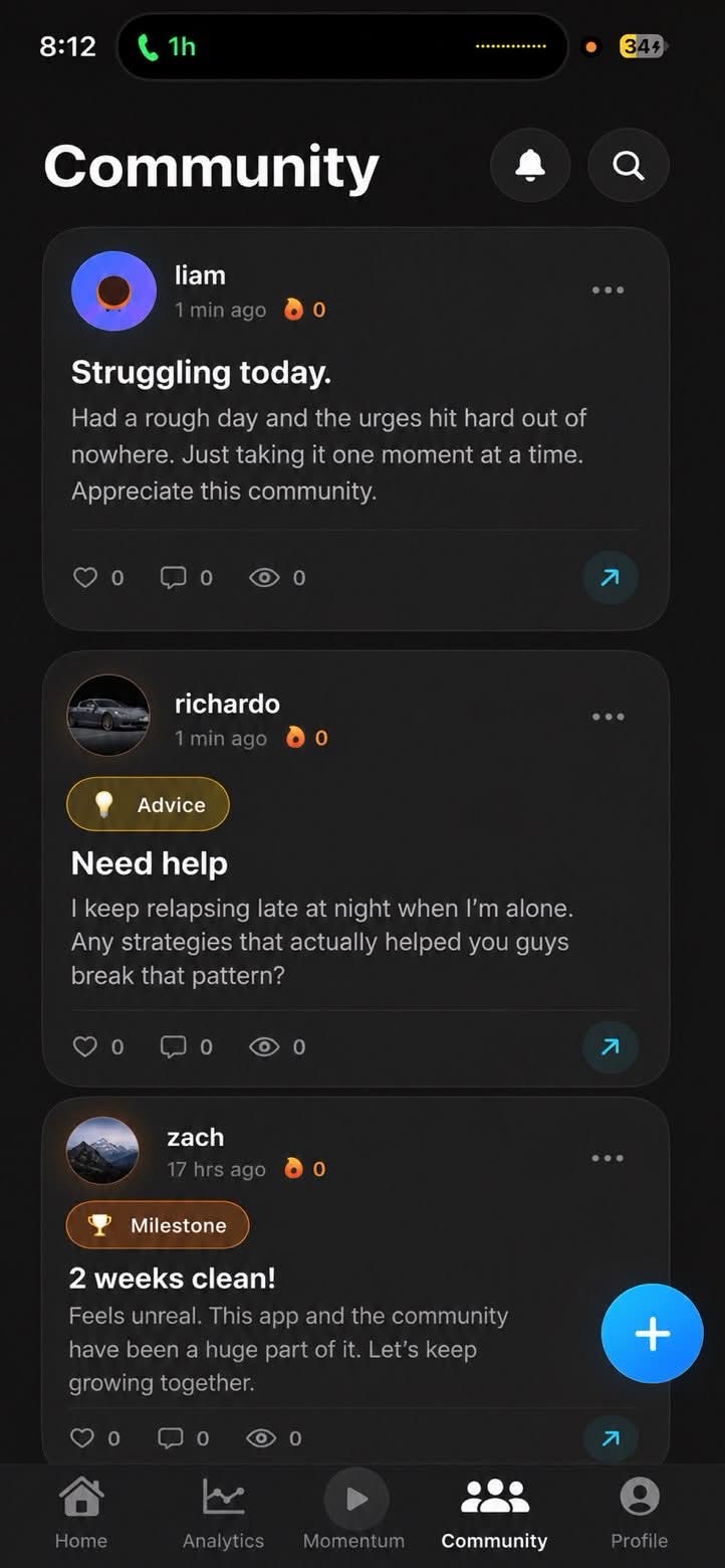 QuitIt Community feed with milestone and advice posts.